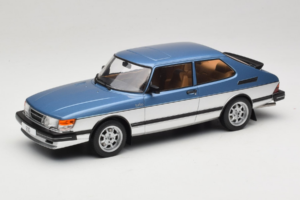 Saab 900 Turbo Blue Metallic MCG 1:18 MCG18261MCW メタル