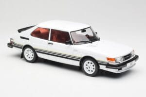 Saab 900 Turbo ホワイト MCG 1:18 MCG18339 メタル - 画像 4/6