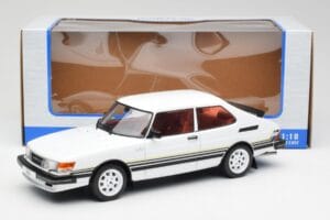 Saab 900 Turbo ホワイト MCG 1:18 MCG18339 メタル - 画像 6/6