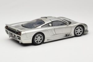 Saleen S7 シルバー Welly 1:18 23124646-M20 メタル - 画像 3/8