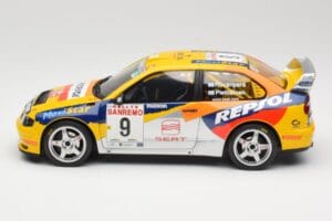 SEAT Cordoba WRC Evo 2 #9 H. Rovanpera / R. Pietilainen Rally San Remo 1999 Otto 1:18 OT483 レジン - 画像 3/6
