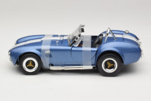 Shelby Cobra 427 S/C ブルー ホワイトストライプ Road Signature 1:18 92058-P2 メタル - 画像 3/6