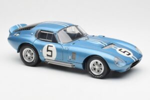 Shelby Cobra Daytona Coupe #5 D. Gurney / B. Bondurant 24 Hours of Le Mans 1964 Exoto 1:18 135190555498 メタル - 画像 6/8