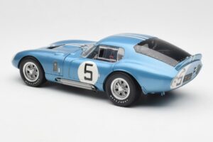 Shelby Cobra Daytona Coupe #5 D. Gurney / B. Bondurant 24 Hours of Le Mans 1964 Exoto 1:18 135190555498 メタル - 画像 7/8