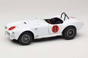 Shelby Cobra 427 S/C ホワイト Auto World 1:18 AWSS104 メタル