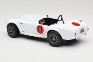 Shelby Cobra 427 S/C ホワイト Auto World 1:18 AWSS104 メタル - 画像 7/8