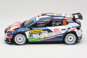 Skoda Fabia Rally2 #10 S. Wagner / G. Winter Barum Czech Rally Zlín 2024 IXO 1:18 18RMC221 メタル - 画像 3/6