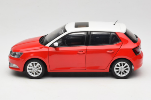 Skoda Fabia Mk3 レッド OEM 1:18 ZSF00004ROT メタル - 画像 4/8
