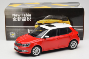 Skoda Fabia Mk3 レッド OEM 1:18 ZSF00004ROT メタル - 画像 8/8