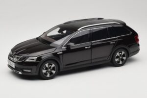 Skoda Octavia Mk4 Combi ブラウン Paudi Model 1:18 ZMR000005BRA メタル