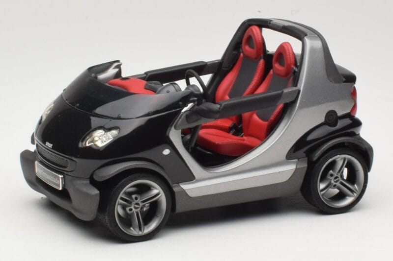 Smart Crossblade 450 ブラック Minichamps 1:18 0013440V001C02Q00 メタル