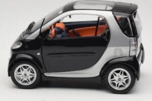 Smart Fortwo ブラック Kyosho 1:18 0004830V000C08Q00 メタル - 画像 4/8