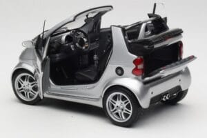 Smart Fortwo W450 Brabus Cabrio シルバー ディーラー エディション Kyosho 1:18 0017769V001C05Q00 メタル - 画像 5/8