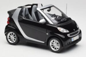 Smart Fortwo カブリオ W451 ブラック & シルバー Minichamps 1:18 Q0022566V001C18Q00 メタル - 画像 6/8