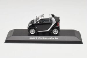 Smart Fortwo Cabrio ディープブラック Minichamps 1:43 Q0022561V001C18Q00 メタル