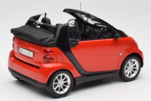 Smart Fortwo W451 カブリオ レッド ブラック Minichamps 1:18 150036333 メタル - 画像 3/8
