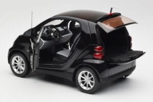 Smart Fortwo クーペ W451 ディープブラック Minichamps 1:18 Q0022563V001C02Q00 メタル - 画像 5/8