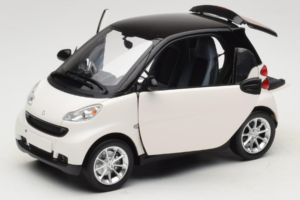 Smart Fortwo 451 Coupe ホワイト ブラック Minichamps 1:18 150036302 メタル - 画像 2/8