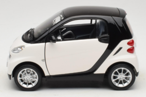 Smart Fortwo 451 Coupe ホワイト ブラック Minichamps 1:18 150036302 メタル - 画像 4/8