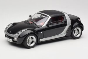 Smart Roadster ブラック Bburago 1:18 34099-M1 メタル