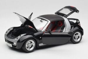 Smart Roadster ダークブルー Bburago 1:18 34917 メタル - 画像 2/8