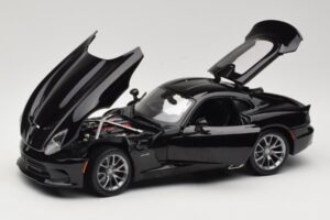 SRT Viper GTS ブラック Maisto 1:18 31128 メタル - 画像 2/8