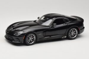 SRT Viper GTS ブラック Maisto 1:18 31128 メタル