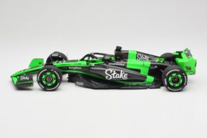 Stake F1 Team Kick Sauber C44 #77 V. Bottas Emilia Romagna GP 2024 Minichamps 1:18 117240177 メタル - 画像 4/7