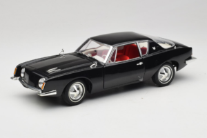Studebaker Avanti ブラック Signature Models 1:18 STUDEBAKER001 メタル
