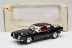 Studebaker Avanti ブラック Signature Models 1:18 STUDEBAKER001 メタル - 画像 8/8