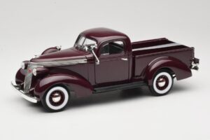 Studebaker Coupe Express Pickup ブラウン American Mint 1:18 92458-R1 メタル