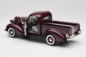 Studebaker Coupe Express Pickup ブラウン American Mint 1:18 92458-R1 メタル - 画像 5/8