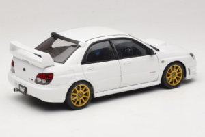 Subaru Impreza WRX STi GD ホワイト AUTOart 1:18 78682 メタル - 画像 3/8