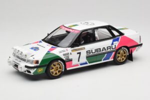 Subaru Legacy RS BC5 Group A #7 C. McRae / D. Ringer Rally Sweden 1992 Otto 1:18 OT1158 レジン