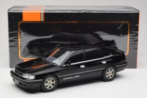 Subaru Legacy RS ブラック IXO 1:18 18CMC131A メタル - 画像 6/6