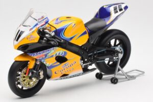 Suzuki GSX-R 1000 Team Alstare Corona Extra T. Corser WSB 2005 Minichamps 1:12 122052211 メタル - 画像 2/6