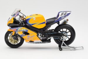 Suzuki GSX-R 1000 Team Alstare Corona Extra T. Corser WSB 2005 Minichamps 1:12 122052211 メタル
