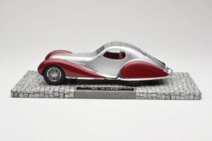 Talbot-Lago T150 C-SS クーペ シルバー レッド Minichamps 1:18 107117121 レジン - 画像 3/6