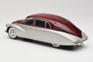 Tatra 87 シルバー & ダークレッド MCG 1:18 MCG18067 メタル - 画像 5/6