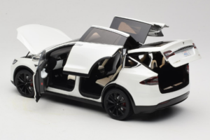 Tesla Model X ホワイト OEM 1:18 TESLA001 メタル - 画像 5/8