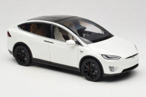 Tesla Model X ホワイト OEM 1:18 TESLA001 メタル - 画像 6/8
