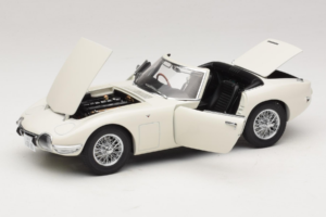 Toyota 2000 GT カブリオレ ホワイト James Bond Collection AUTOart 1:18 78731 メタル - 画像 2/8