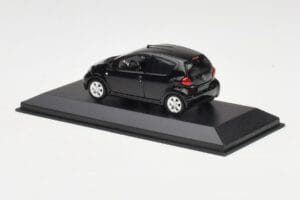 Toyota Aygo AB10 ブラック Minichamps 1:43 400166401 メタル - 画像 3/4