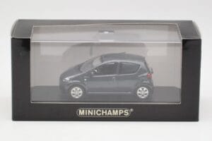 Toyota Aygo AB10 Grey Metallic Minichamps 1:43 AYGO001 メタル - 画像 4/4