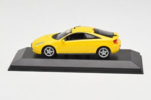 Toyota Celica T230 イエロー Minichamps 1:43 430168924 メタル