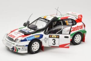 Toyota Corolla WRC #3 C. Sainz / L. Moya Safari Rally 1999 AUTOart 1:18 89982 メタル - 画像 2/8