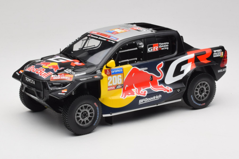 Toyota GR DKR Hilux Evo #206 L. Moraes / A. Monleon Rally Dakar 2024 IXO 1:18 18RMC238A メタル