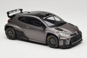 Toyota GR Yaris Rally2 グレー IXO 1:18 18CMC210 メタル - 画像 4/6