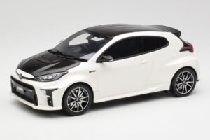 Toyota GRMN Yaris Rally Package ホワイト Otto 1:18 OT1071 レジン