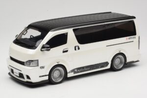Toyota Hiace Super GL Pearl White Otto 1:18 OT1136 レジン